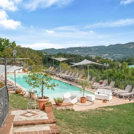 Flora House 2 Apartmán *