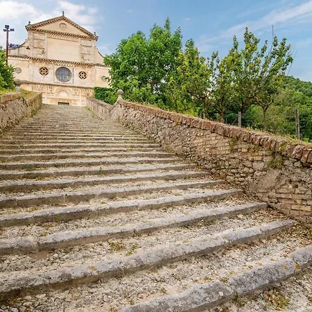 Apartmán Flora House 2 *